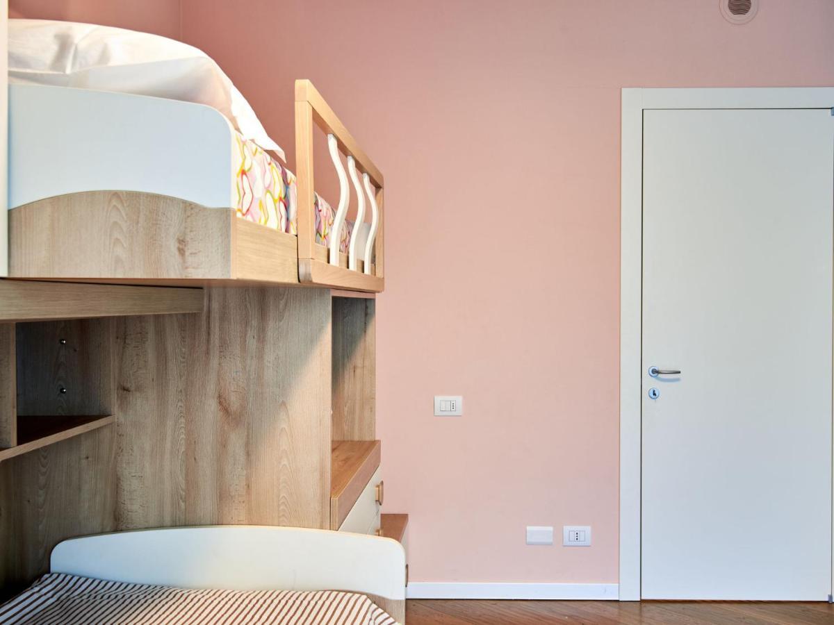 Apartment Promessi Sposi By Interhome เลคโค ภายนอก รูปภาพ